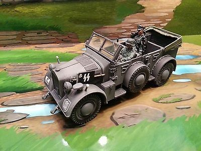 1:30 The Collectors Showcase  Horch in gray 