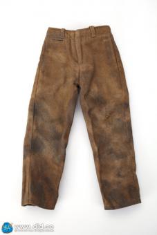 WWII US field trousers with one flapped back pocket 